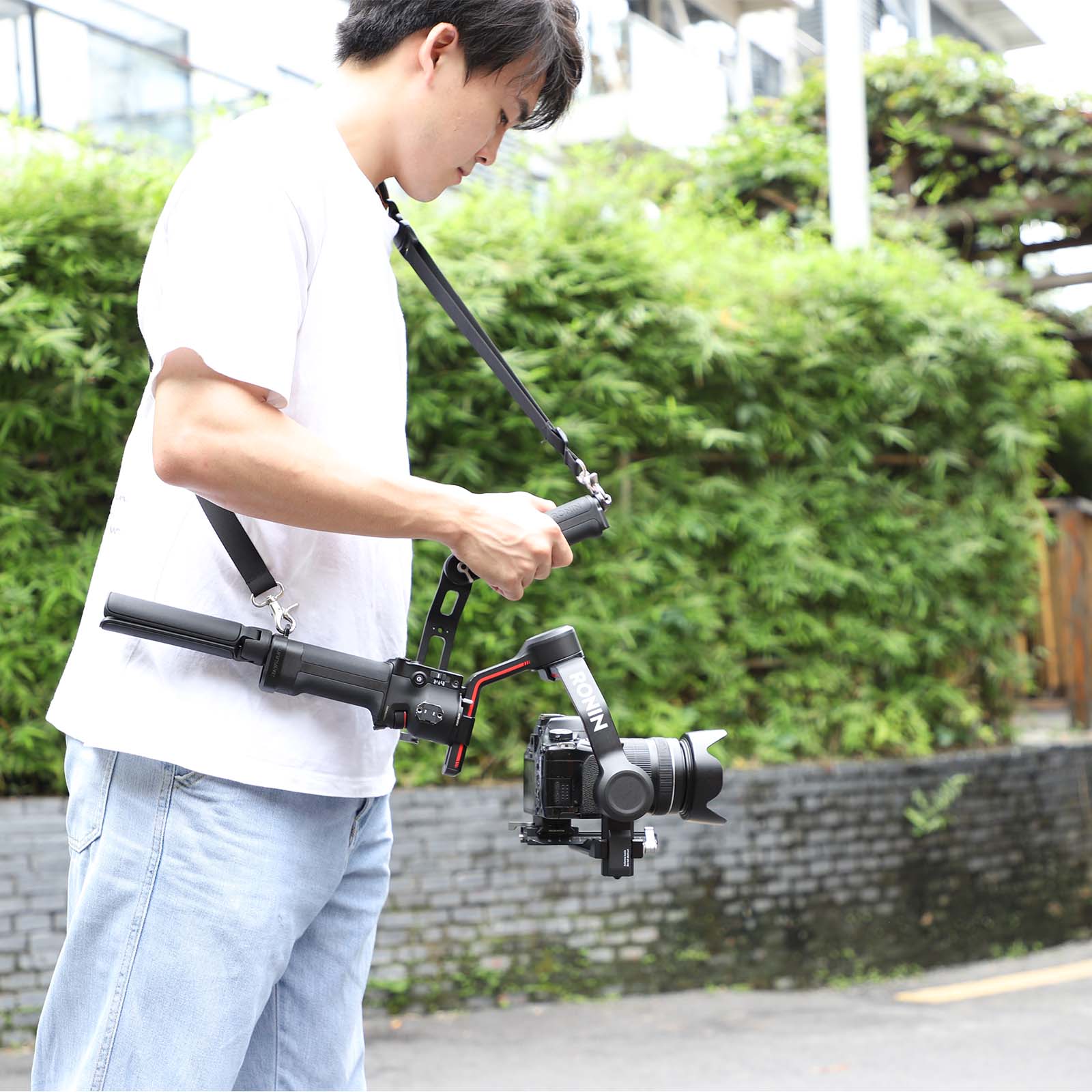 Плечевой ремень Sunnylife для  – обзор и цена Drone Neck Strap